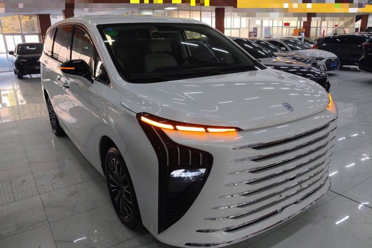 Used FORTHING Xinghai V9 
