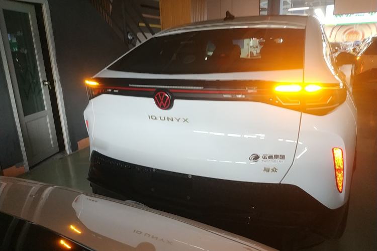 Used Volkswagen ID.UNYX 2024 Pro Long-Range Version
