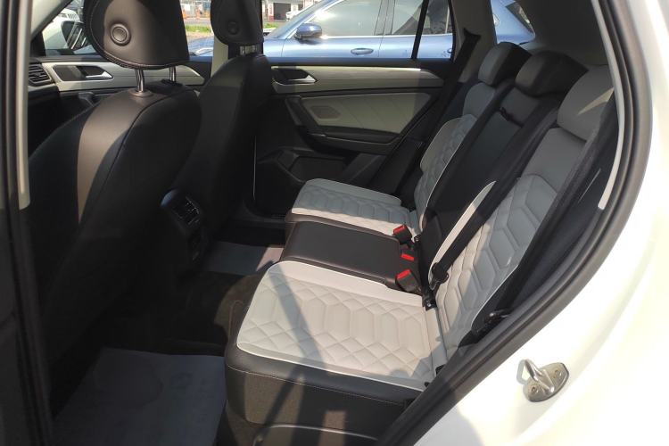 Used Volkswagen Tayron 2023 Revised Version 380TSI All-Wheel Drive R-Line High-Energy Edition
