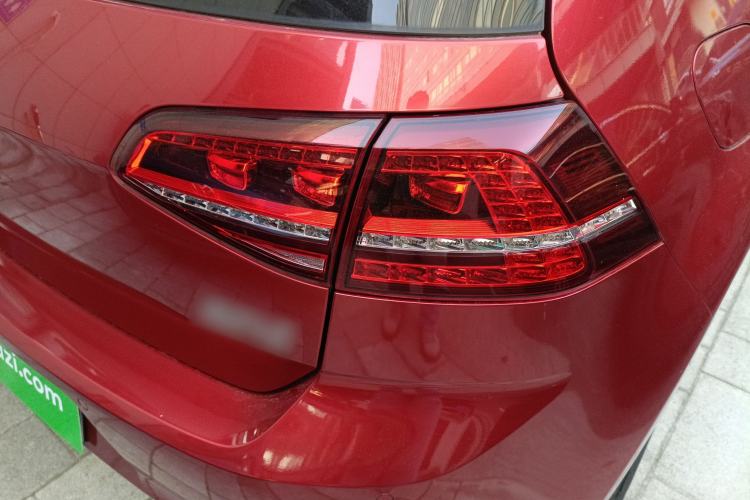 Used Volkswagen Golf 2017 230TSI Automatic Comfort Edition – Celebrating Milestone of One Million Units
