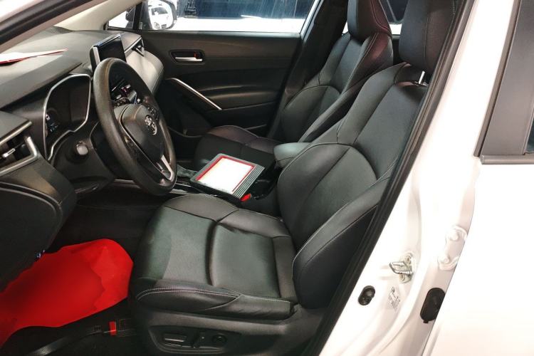 Used Toyota FRONTLANDER 2022 2.0L CVT Luxury PLUS Edition
