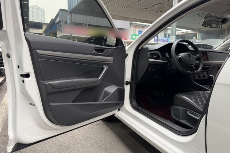 Used Volkswagen Lavida 2022 1.5L Automatic Fashion Edition