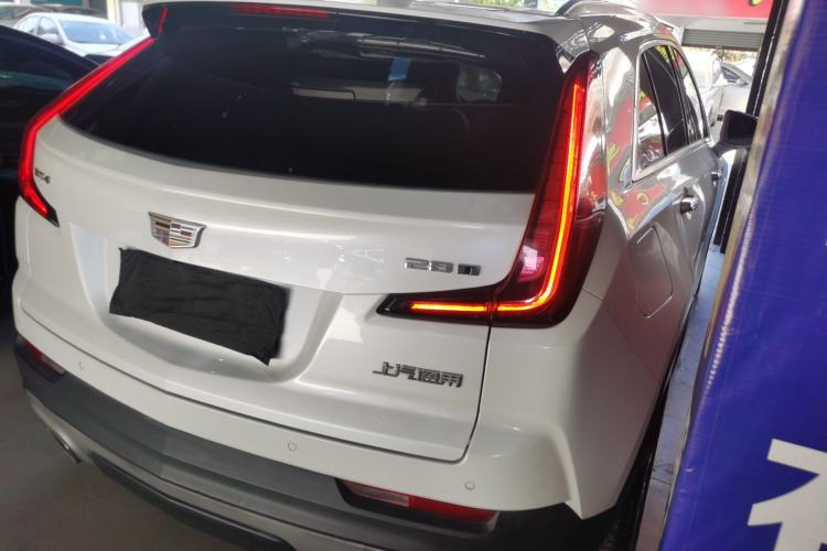 Used Cadillac XT4 2021 28T Two-Wheel Drive Leading Version
