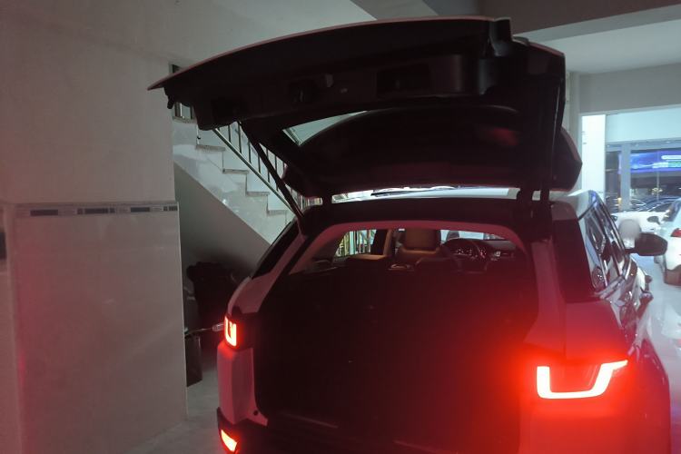 Used Land Rover Range Rover Evoque 2017 2.0T SE Smart Glow Edition
