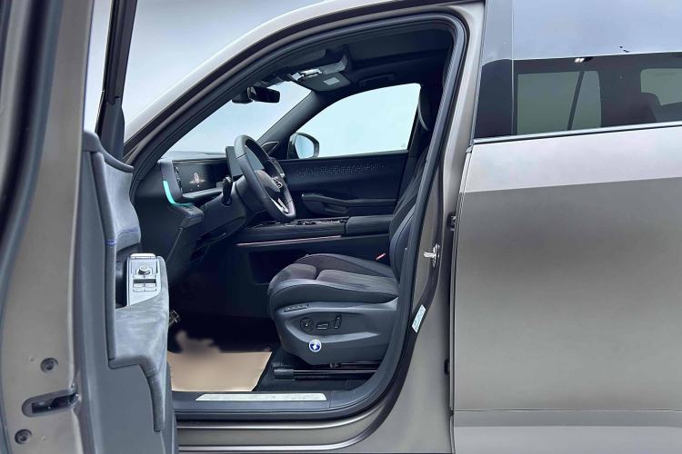 Used Volkswagen Teramont 2025 Tiguan Pro 450TSI Four-Wheel Drive Summit Edition
