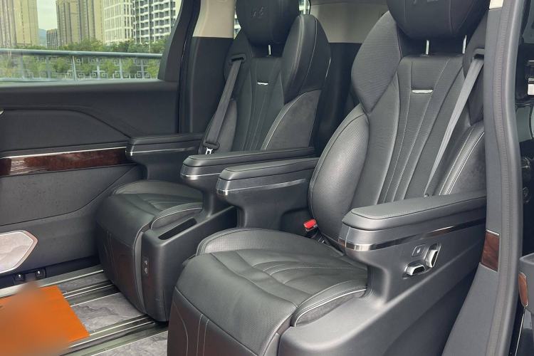 Used Hongqi HQ9 2023 2.0T Smart Connect Flagship Edition