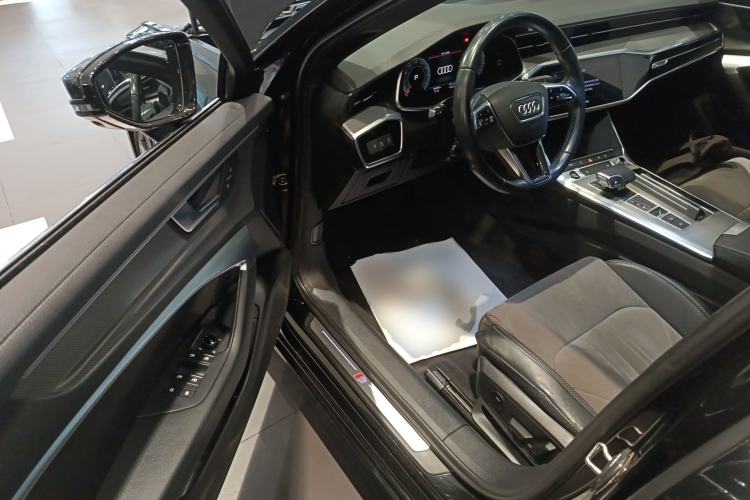 Used Audi A6L 2022 40 TFSI Luxury Dynamic Model
