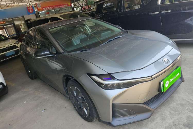 Used Toyota bZ3 2023 616 km Long-Range PRO
