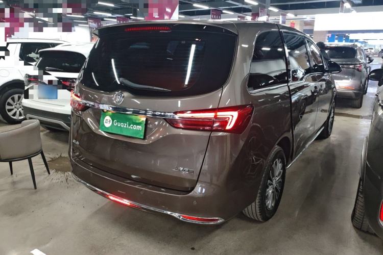 Used Buick GL8 2023 Land Executive Class Comfort Model
