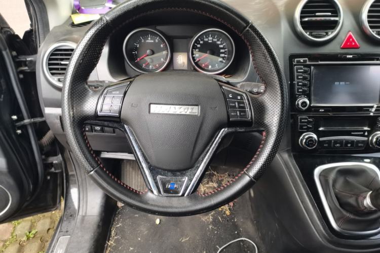 Used Haval H6 2015 Upgraded Model 1.5T Manual Two-Wheel Drive Elite Version