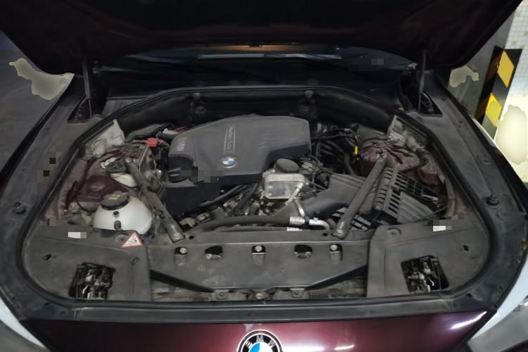 Used BMW 5 Series GT 2015 528i Leading Model
