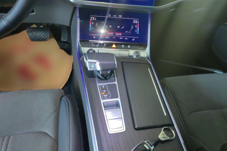 Used Audi A6L 2024 45 TFSI quattro Prestige Dynamic Edition
