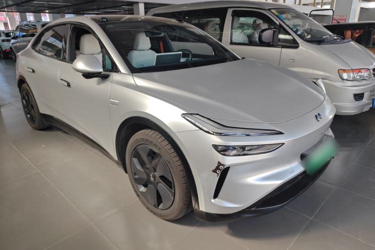 Used ONVO L60 2024 60 kWh Rear-Drive Version
