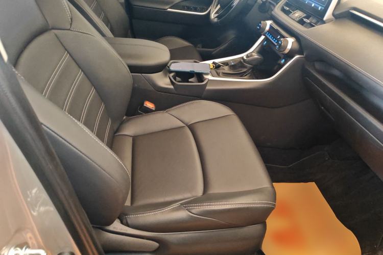 Used Toyota Wildlander 2022 2.0L CVT Two-Wheel Drive Luxury PLUS Edition
