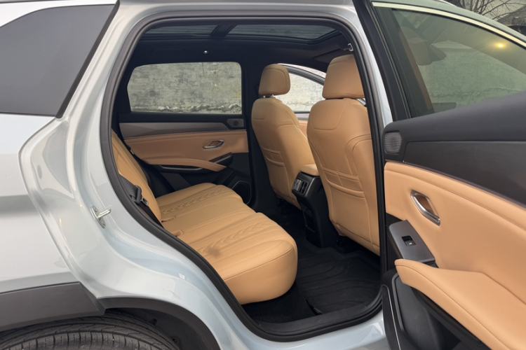 Used BYD Song L DM-i 2025 Intelligent Driving Version 160 km Beyond-Range Type