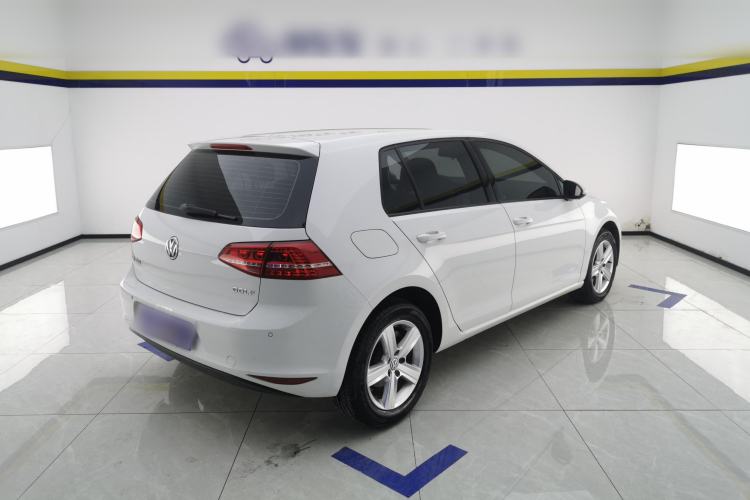 Used Volkswagen Golf 2016 1.6L Automatic Fashion Model