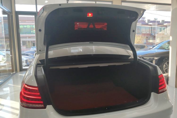 Used Mercedes-Benz E-Class 2015 Restyled E 260 L Sport Edition