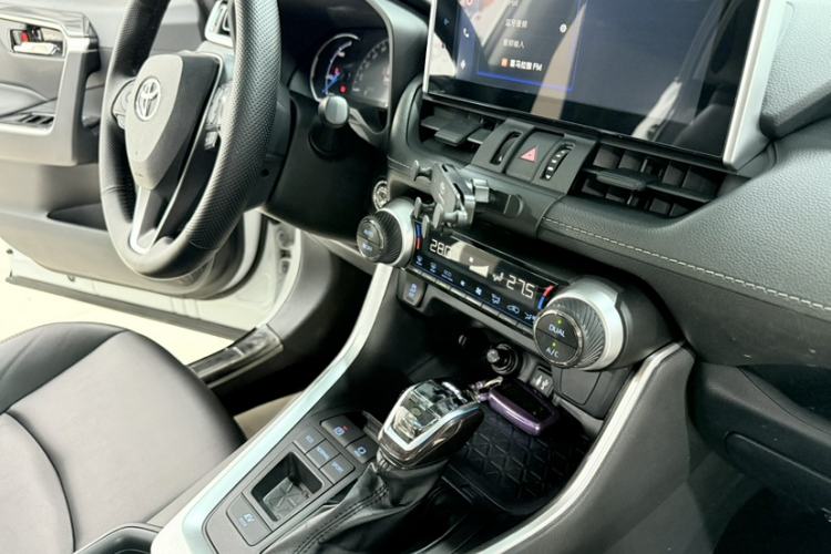 Used Toyota RAV4 2022 Dual-Engine 2.5L E-CVT Two-Wheel Drive Elite Edition
