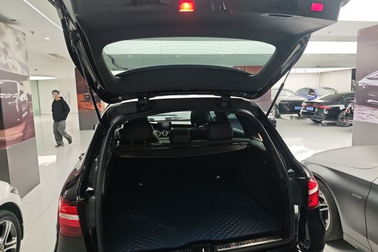 Used Mercedes-Benz GLC 2018 Facelifted GLC 260 4MATIC Dynamic Edition
