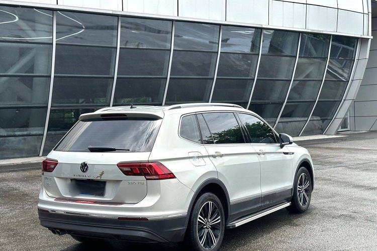 Used Volkswagen Tiguan L 2021 330TSI Automatic Two-Wheel Drive Smart Edition
