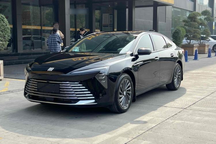 Used Buick LaCrosse 2025 28T Platinum Edition
