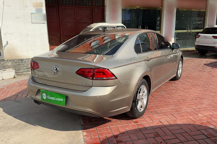 Used Volkswagen Lamando 2015 230TSI DSG Fashion Edition
