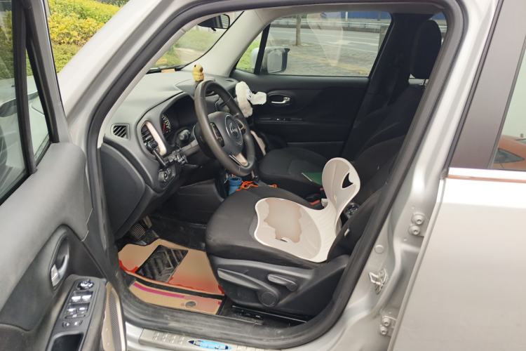 Used  Renegade 2016 1.4T Automatic Jingneng Edition
