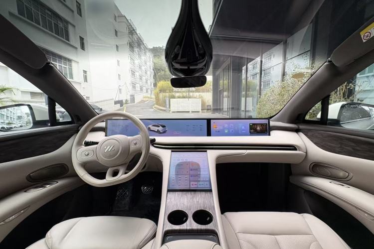 Used  LS7 2025 New Edition Ultra
