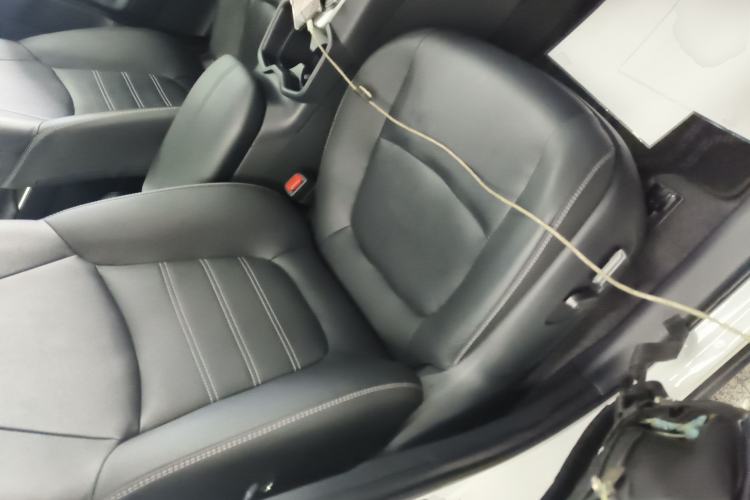 Used Toyota RAV4 2023 2.0L CVT Two-Wheel Drive Fashion Plus Edition
