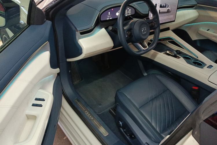 Used Zeekr 001 2025 YOU Edition 100 kWh All-Wheel Drive