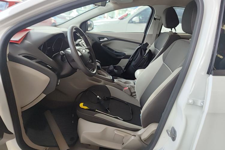 Used Ford Focus 2012 Sedan 1.6L Automatic Comfort Model