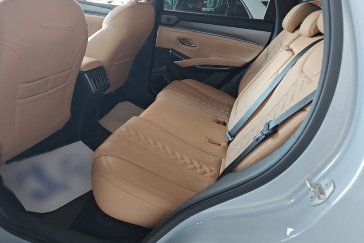 Used BYD Song L DM-i 2024 112 km Beyond Edition
