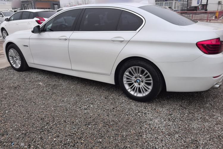Used BMW 5 Series 2014 525Li Leading Model
