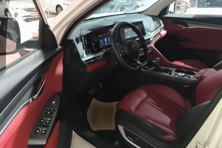 Used Changan CS75 PLUS 2022 Classic Edition 1.5T Automatic Pioneer Model

