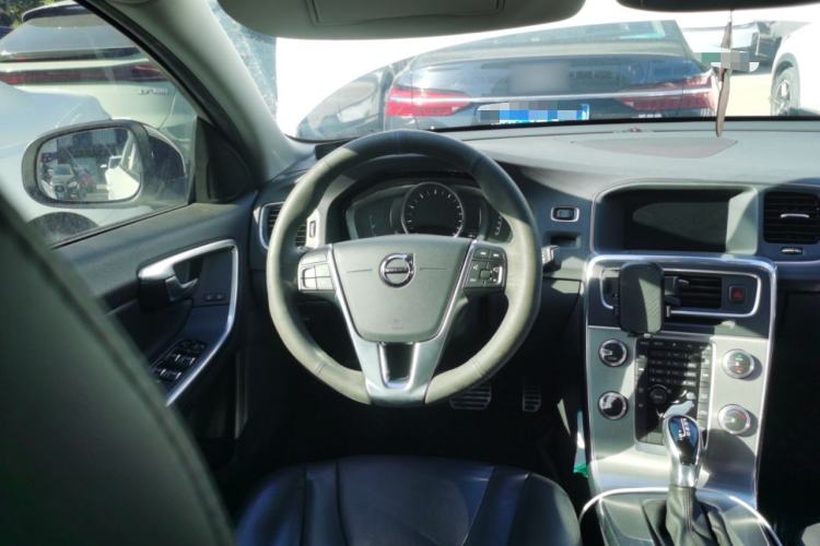 Used Volvo S60 2019 S60L Facelift T5 Intelligent Advanced Edition
