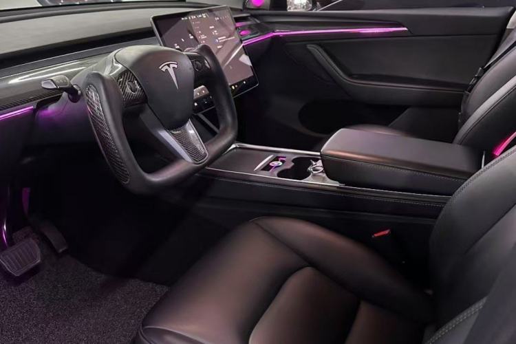 Used Tesla Model Y 2021 Standard Range Rear-Wheel Drive Version
