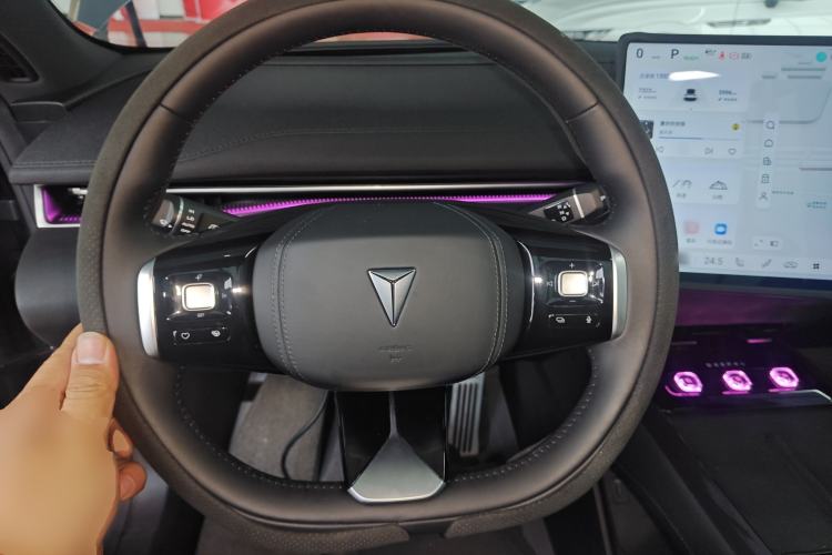 Used  L07 2024 230Max Range-Extended Version