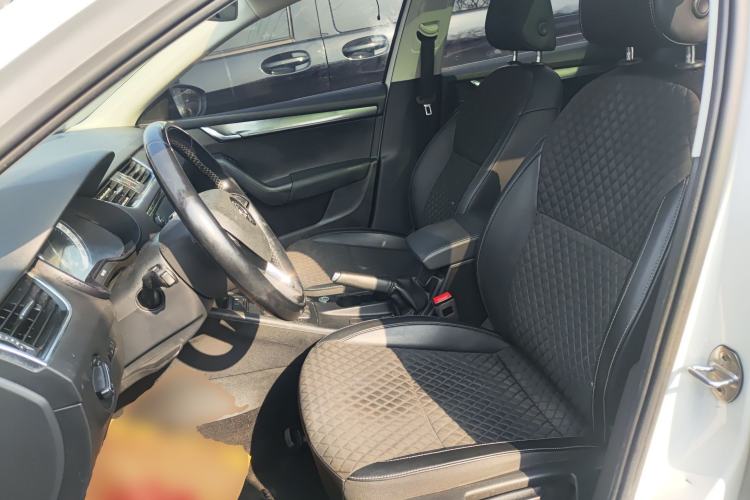 Used Skoda Octavia 2018 Station Wagon TSI230 DSG Luxury Edition