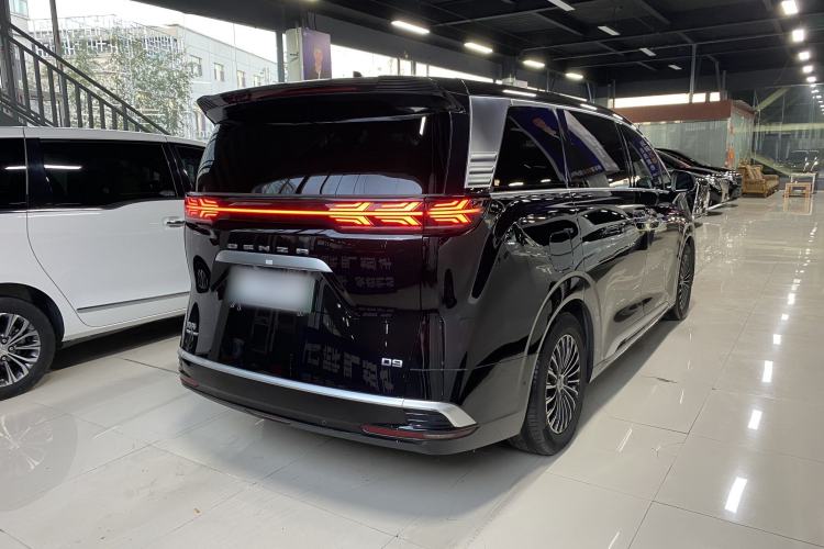 Used Denza D9 2022 DM-i 970 Four-Wheel Drive Flagship Model