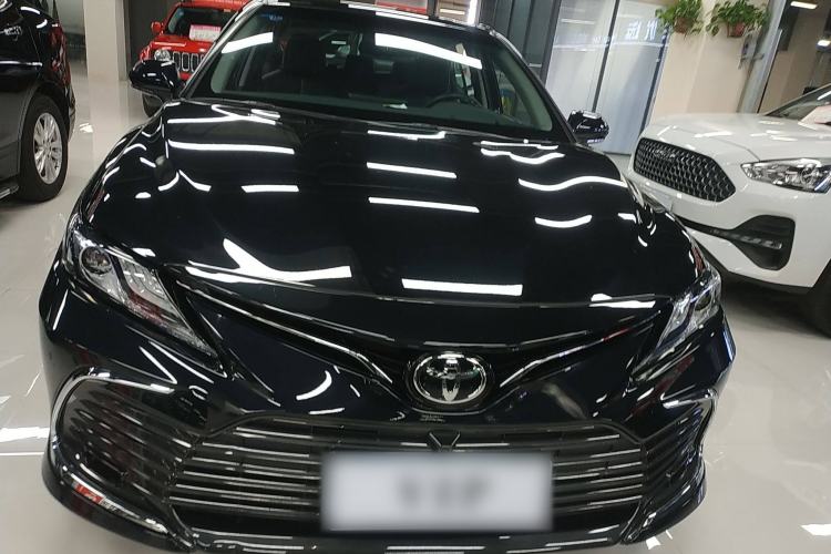 Used Toyota Camry 2021 2.0G Luxury Edition
