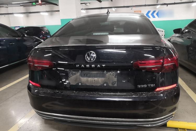 Used Volkswagen Passat 2020 Facelift 330TSI Elite Edition China VI Standard