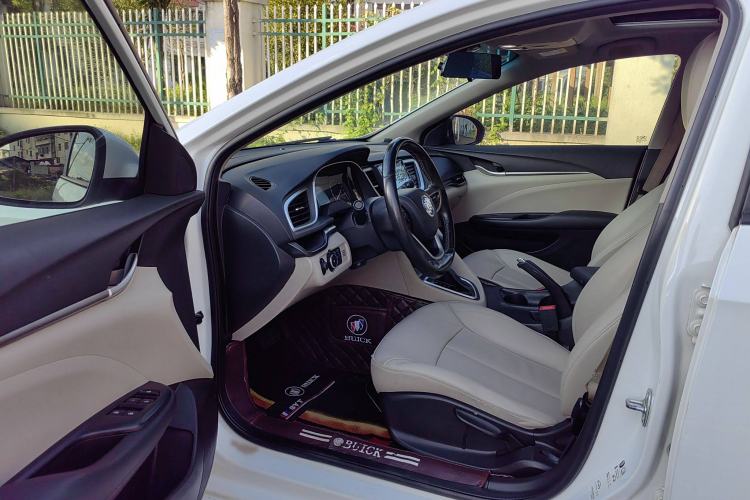 Used Buick GT 2018 15T Dual-Clutch Elite Model China V Standard
