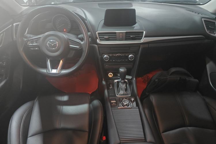 Used Mazda Mazda 3 Axela 2019 Cloud-Controlled Sedan 1.5L Automatic Luxury Model China VI Standard
