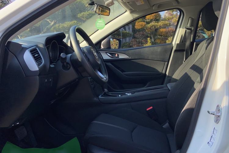 Used Mazda Mazda 3 Axela 2017 Sedan 1.5L Automatic Luxury Model Emission Standard China V
