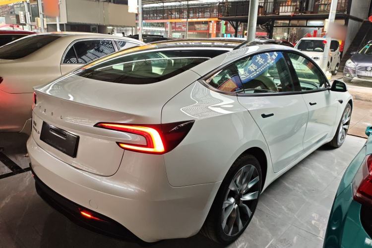 Used Tesla Model 3 2023 Long-Range All-Wheel-Drive Version