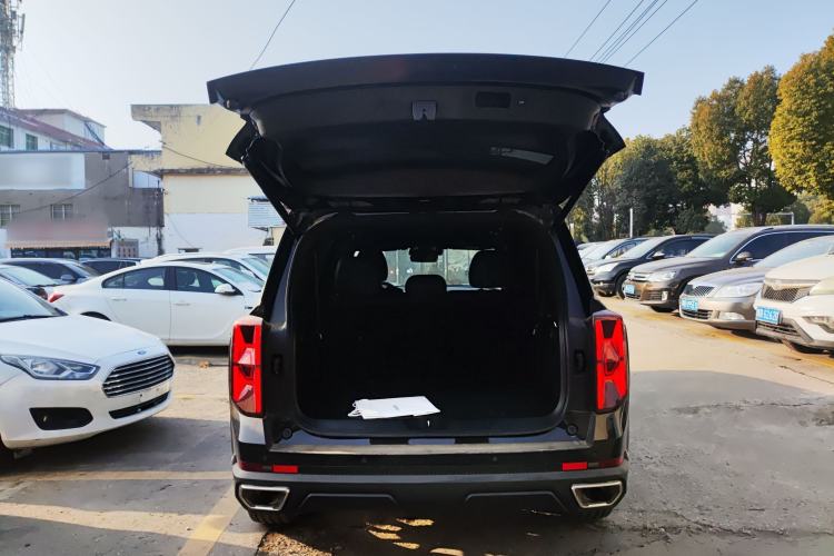 Used GAC Trumpchi GS8 2024 Linghang Series 2.0 TGDI Two-Wheel Drive Luxury Smart Connectivity Version
