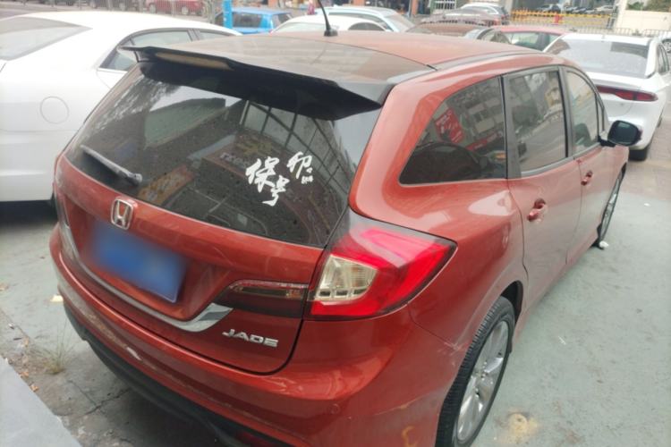 Used Honda Jade 2013 1.8L automatic Comfort version 5 seats