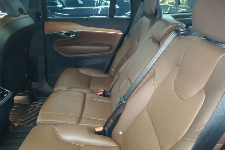 Used Volvo XC90 2023 B6 Zhiyi Luxury Edition 7-Seater