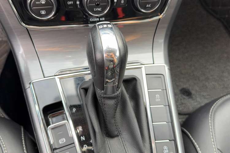 Used Volkswagen Passat 2016 330TSI DSG Luxury Edition