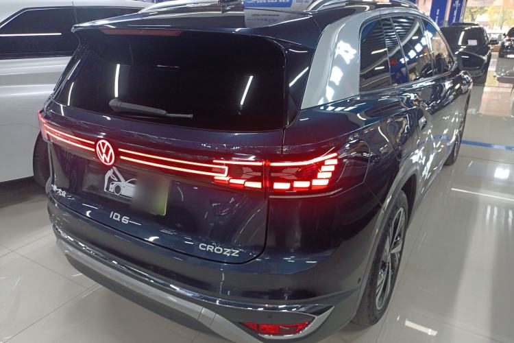 Used Volkswagen ID.6 CROZZ 2022 Long-Range PRO Edition
